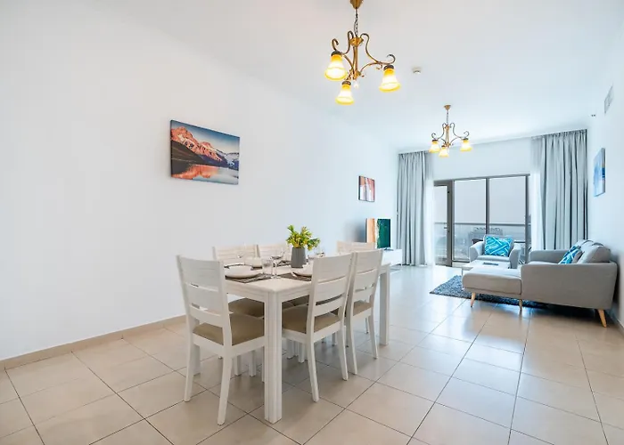 Rh- Modern Elegance 2Br, Prime Location, Walk To Dubai Mall