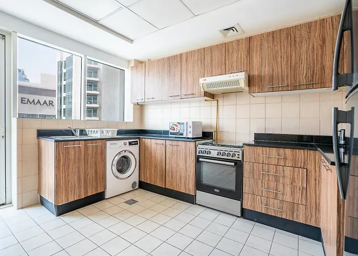 Rh- Modern Elegance 2Br, Prime Location, Walk To Dubai Mall