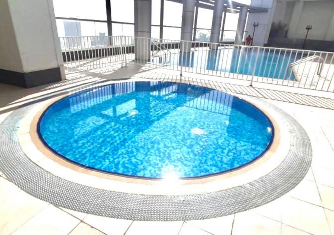 Appartement Rh- Modern Elegance 2br, Prime Location, Walk To Mall Dubai