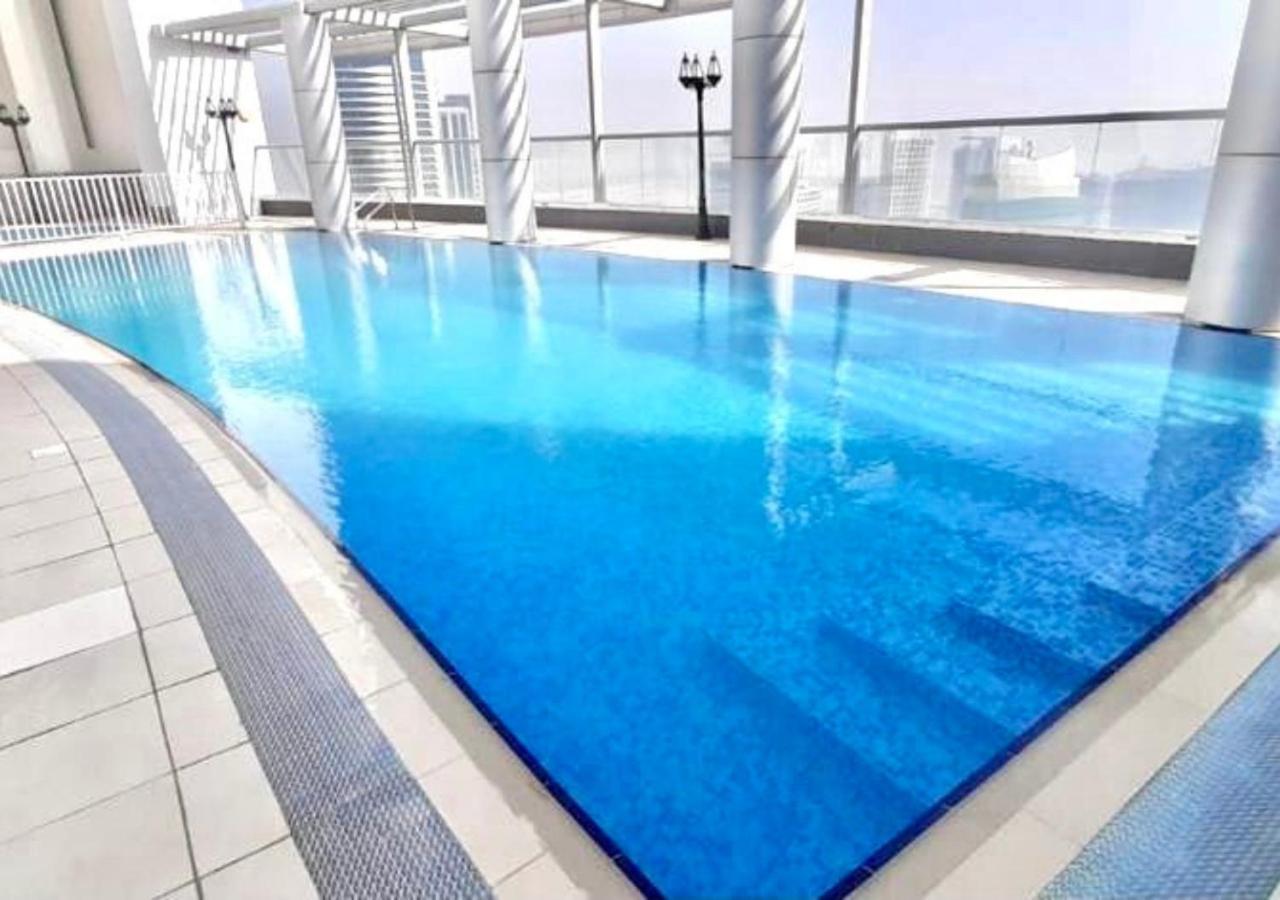 Appartement Rh- Modern Elegance 2br, Prime Location, Walk To Mall